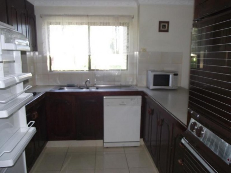 1/6 Marbrin, Bellara QLD 4507