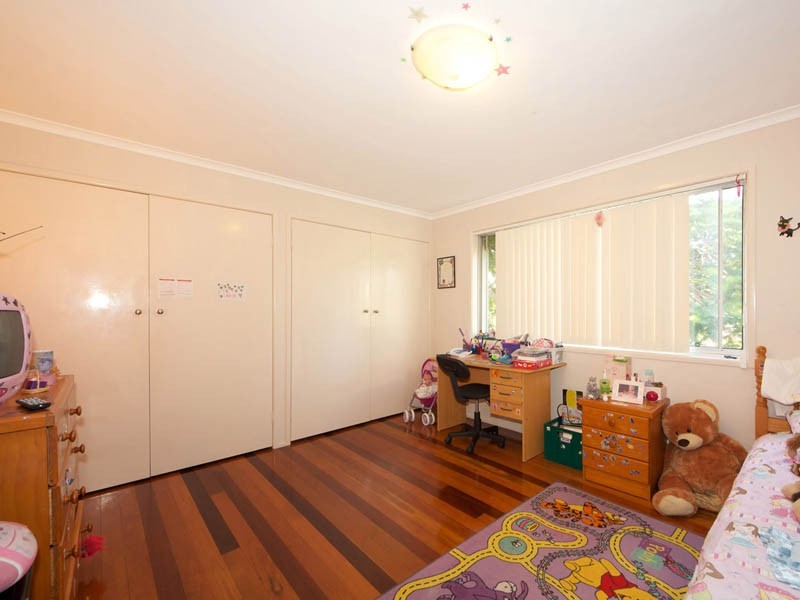 24 Ford Street, Bongaree QLD 4507