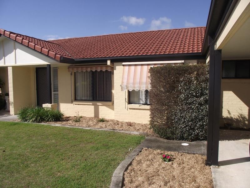 8 Seabreeze Court, Sandstone Point QLD 4511