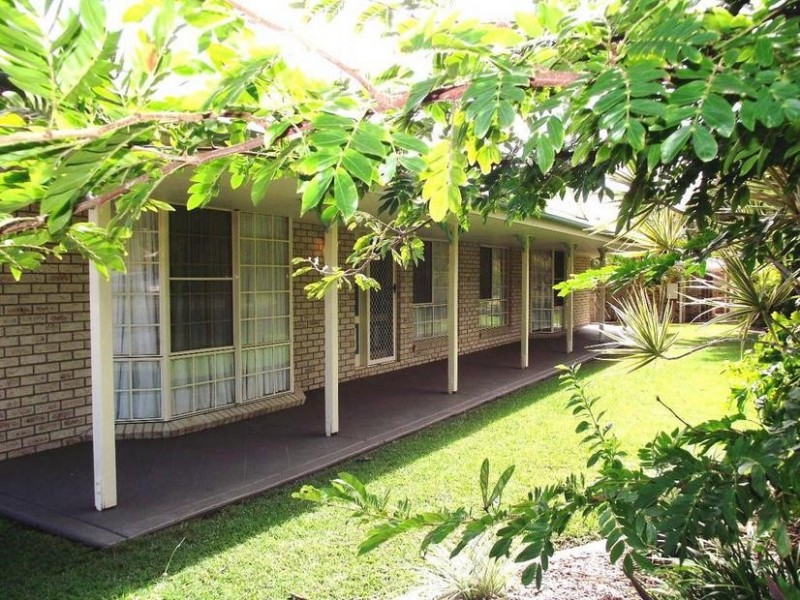 21 Pharlap Court, Ningi QLD 4511