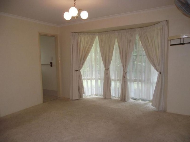 21 Pharlap Court, Ningi QLD 4511