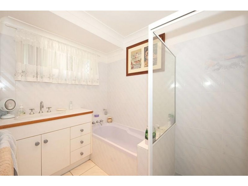 104 Campbell Street, Bongaree QLD 4507