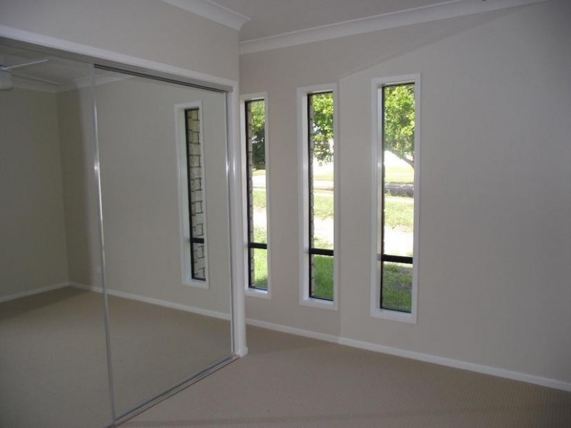 Sandstone Point QLD 4511