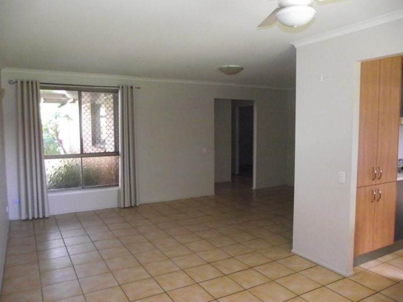 11 Banks Street, Banksia Beach QLD 4507