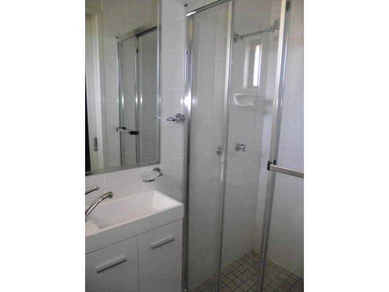 11 Banks Street, Banksia Beach QLD 4507