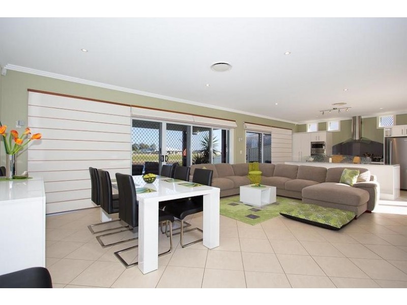 25 Protea Drive, Bongaree QLD 4507
