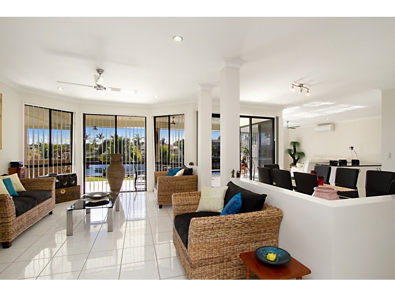 55 Dolphin Drive, Bongaree QLD 4507