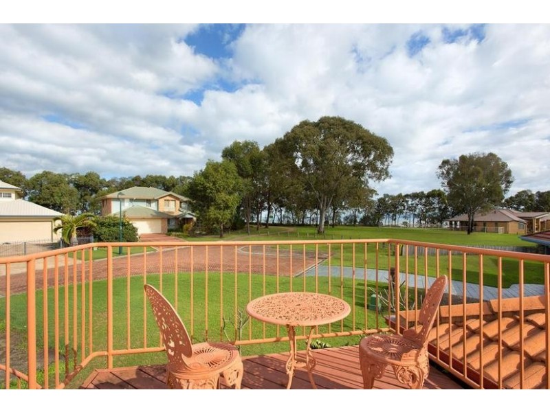 16 Ardel Place, Sandstone Point QLD 4511