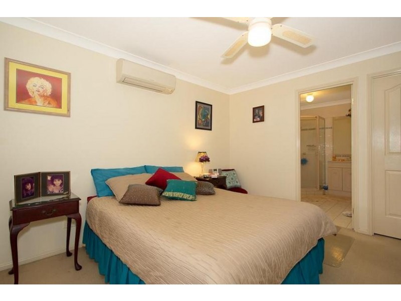 16 Ardel Place, Sandstone Point QLD 4511