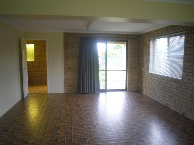 10 Lee Ave, Bongaree QLD 4507