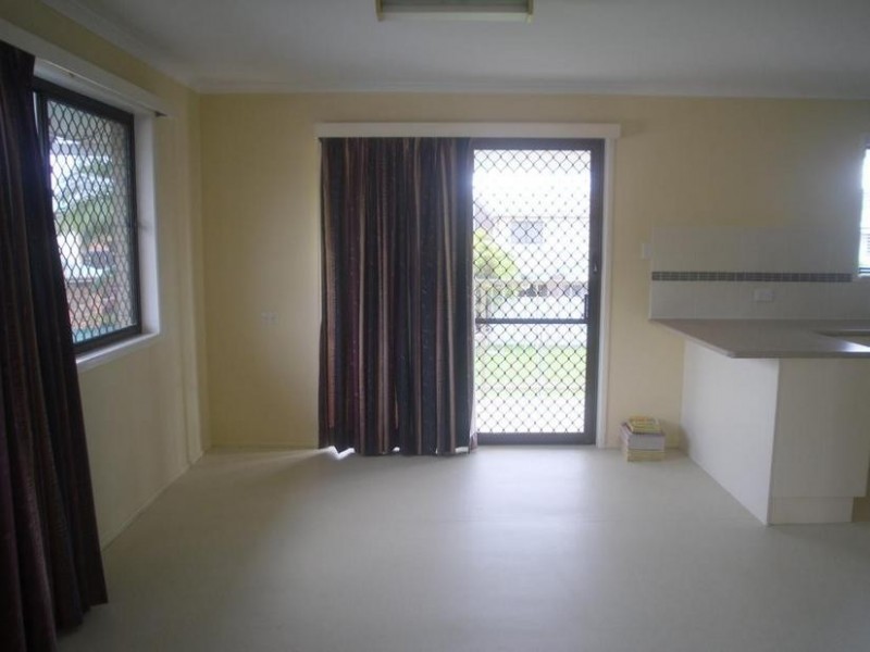10 Lee Ave, Bongaree QLD 4507