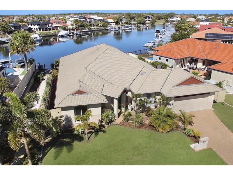 7 Marlin Court, Banksia Beach QLD 4507