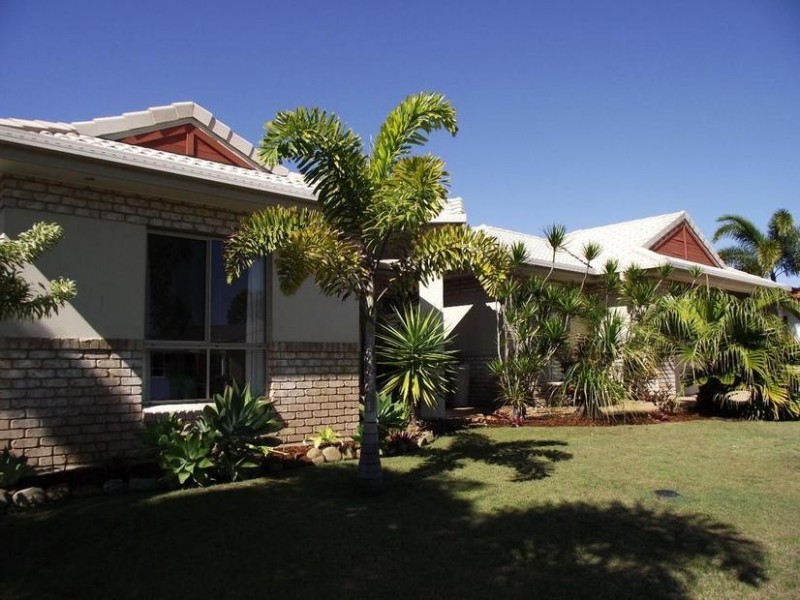 7 Marlin Court, Banksia Beach QLD 4507