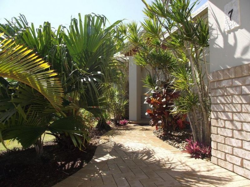 7 Marlin Court, Banksia Beach QLD 4507