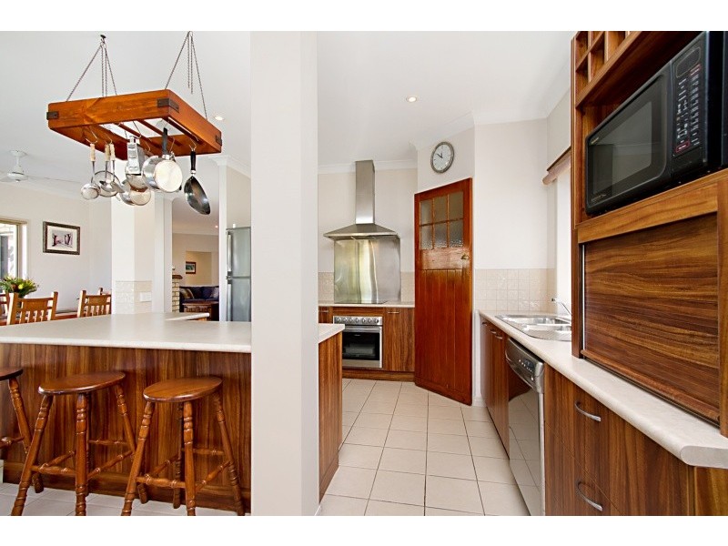 7 Marlin Court, Banksia Beach QLD 4507