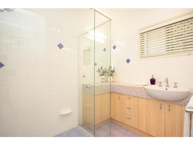 25 Fearn Drive, Bongaree QLD 4507