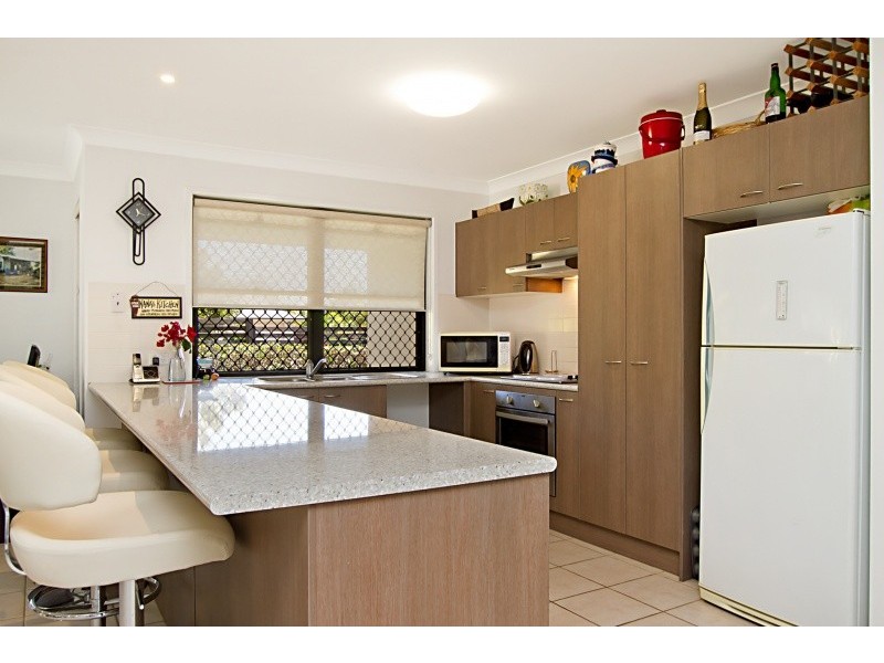 11 Bondi Court, Sandstone Point QLD 4511