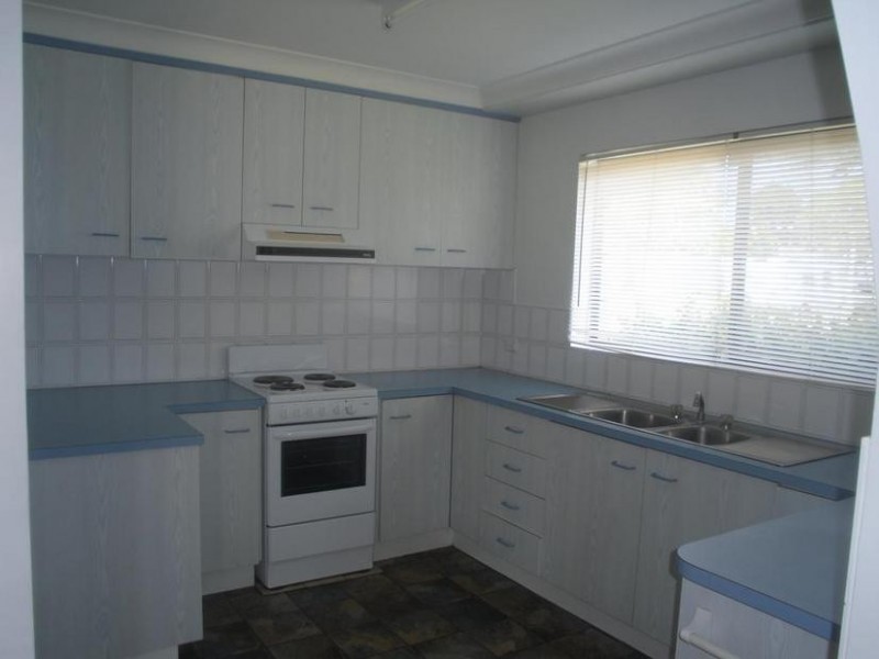 3/12 Fifth, Bongaree QLD 4507