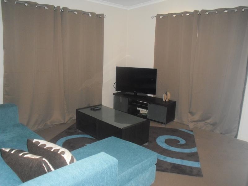 24 Palm Avenue, Bribie Island QLD 4507