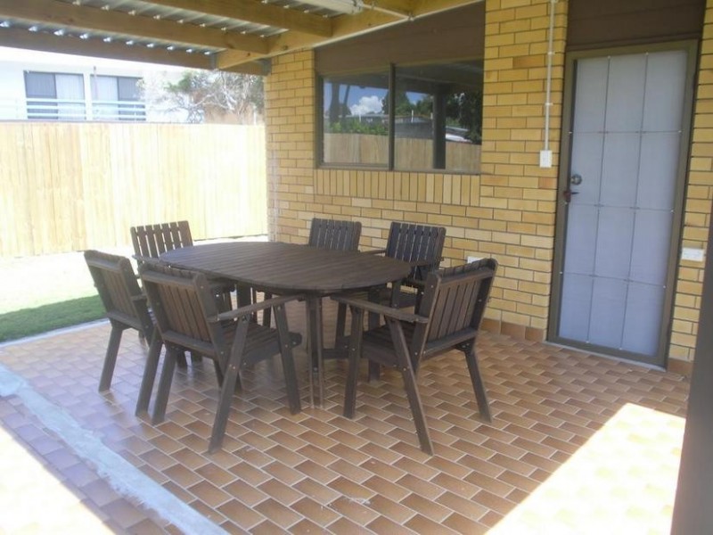 24 Palm Avenue, Bribie Island QLD 4507