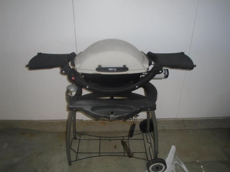 24 Palm Avenue, Bribie Island QLD 4507