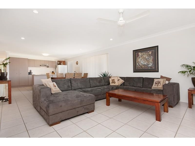 Sandstone Point QLD 4511