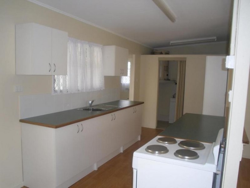 29 McDowall, Bongaree QLD 4507