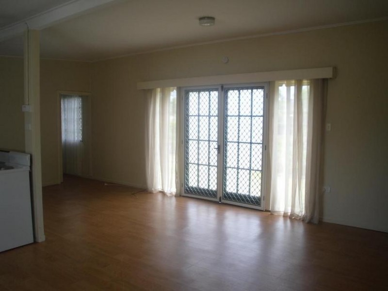 29 McDowall, Bongaree QLD 4507