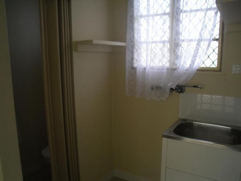 29 McDowall, Bongaree QLD 4507