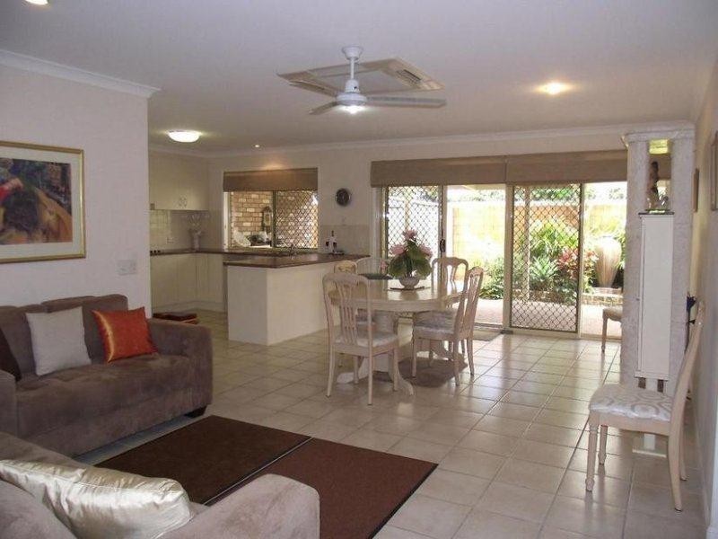 6/210 Bestman Road, Sandstone Point QLD 4511