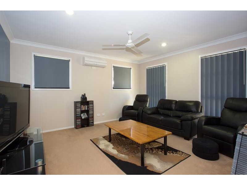 Sandstone Point QLD 4511