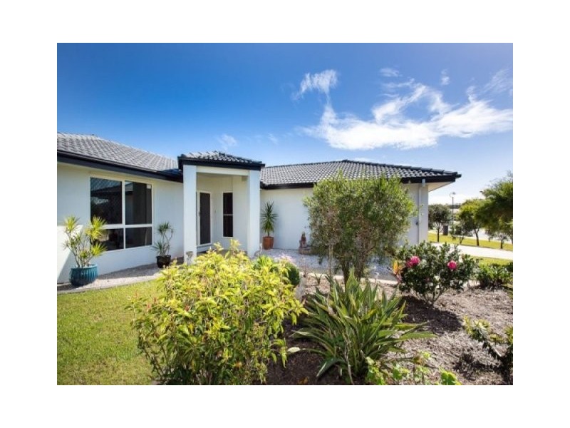 Sandstone Point QLD 4511