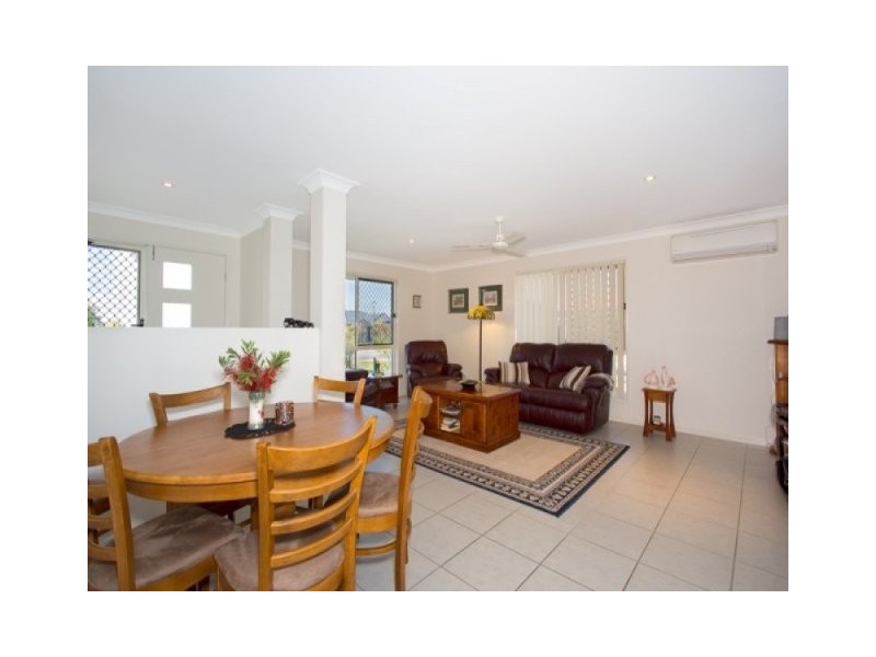 Sandstone Point QLD 4511