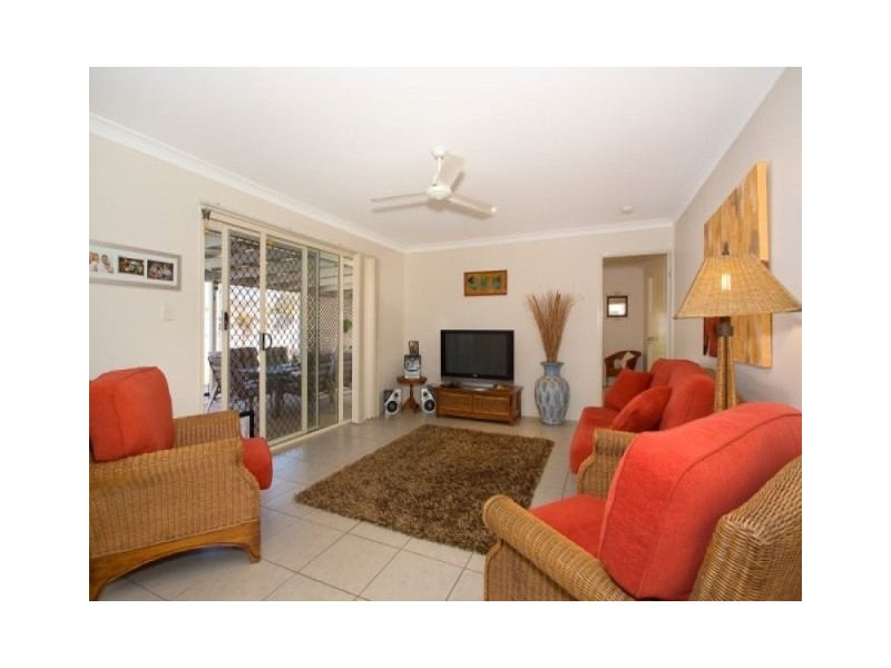 Sandstone Point QLD 4511