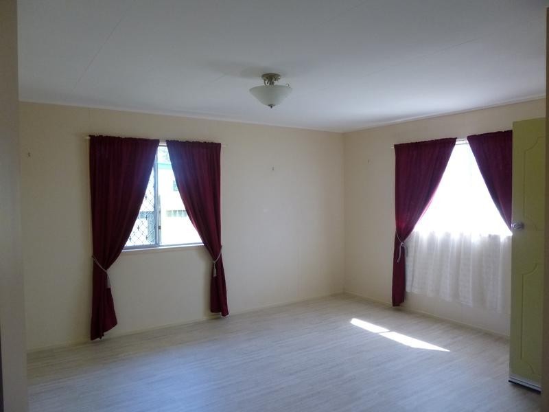 9 Penguin, Bongaree QLD 4507