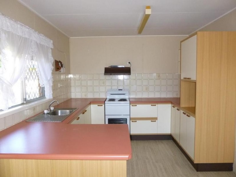 9 Penguin, Bongaree QLD 4507