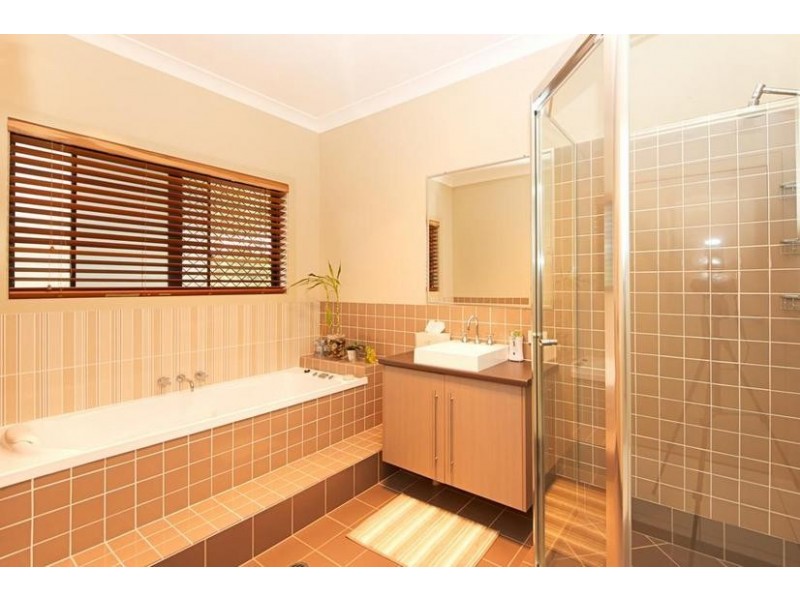 33 Cavanagh Place, Ningi QLD 4511