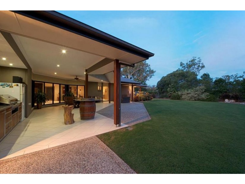 33 Cavanagh Place, Ningi QLD 4511