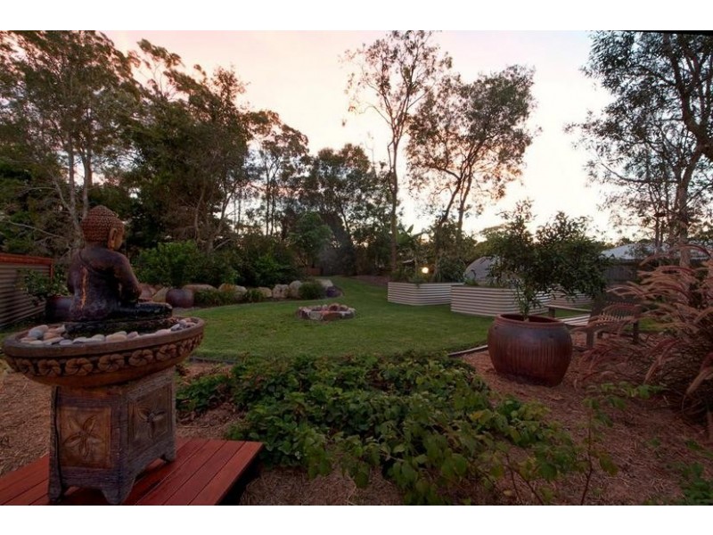 33 Cavanagh Place, Ningi QLD 4511
