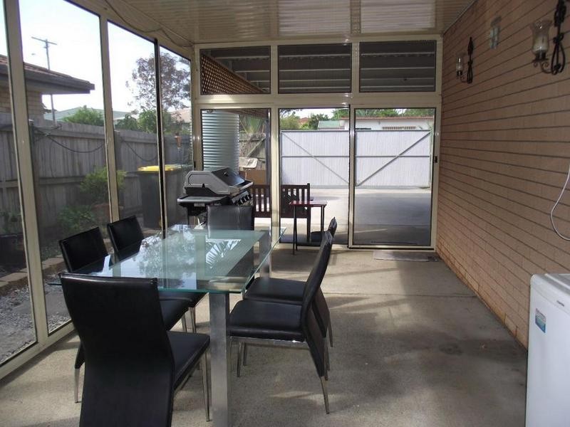 28 McDowall, Bongaree QLD 4507