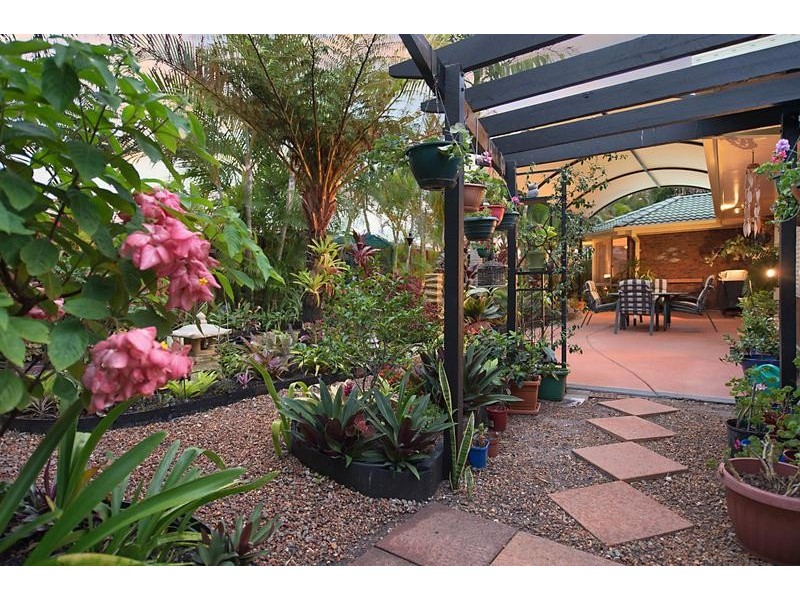 52 Voyagers Drive, Banksia Beach QLD 4507