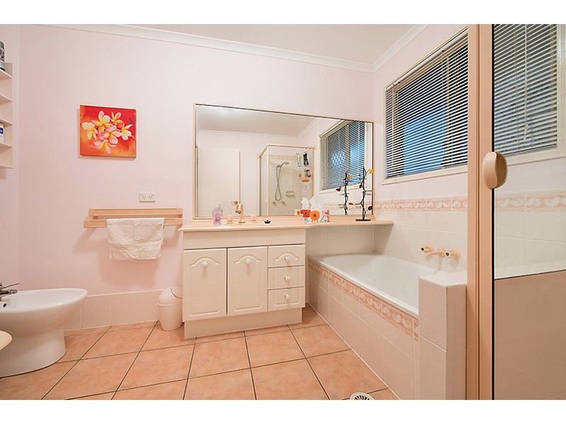 52 Voyagers Drive, Banksia Beach QLD 4507