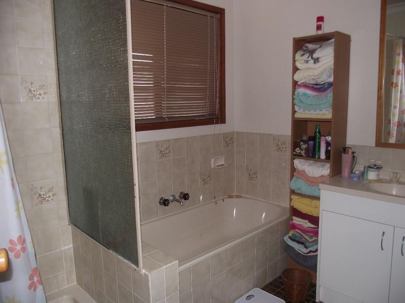 Sandstone Point QLD 4511