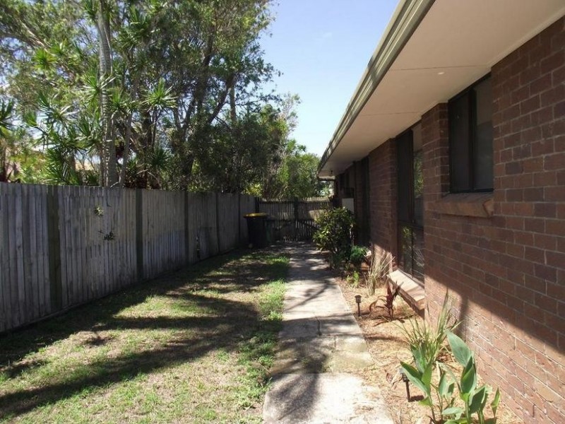 Sandstone Point QLD 4511