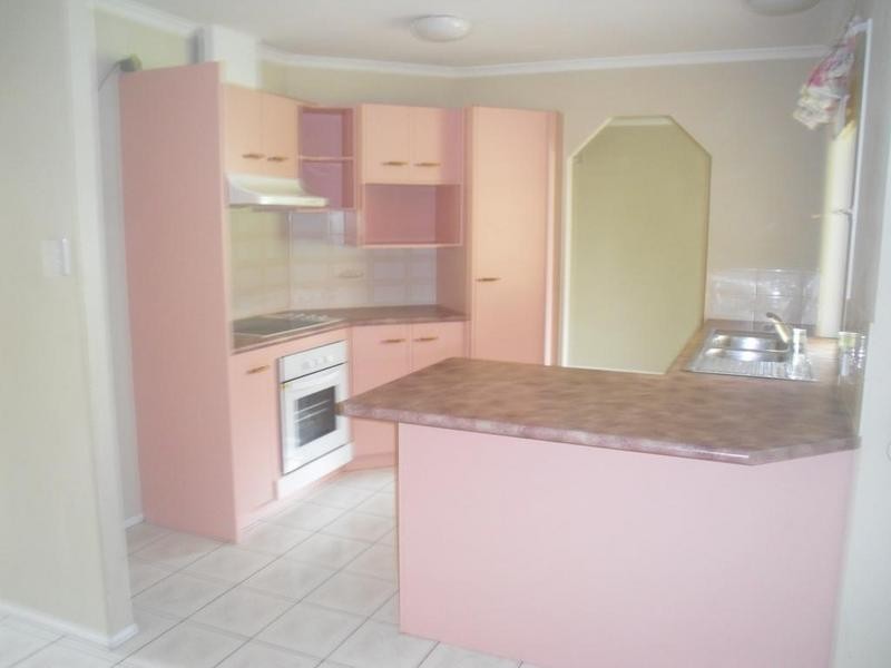 Sandstone Point QLD 4511