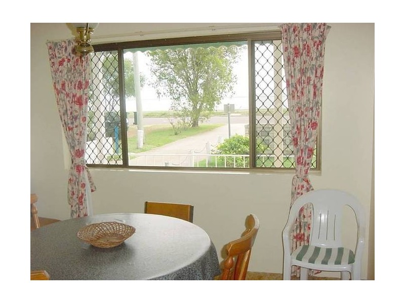 1/9 South Esplanade, Bongaree QLD 4507