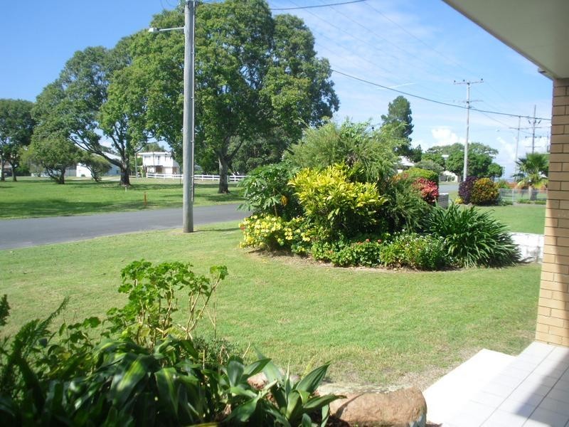 1/15 Palm Ave, Bongaree QLD 4507