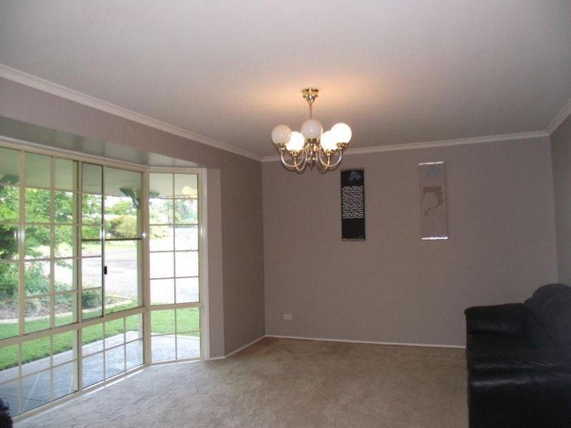 21 Pharlap Court, Ningi QLD 4511