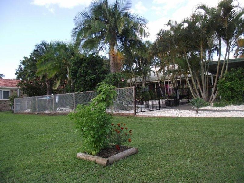 21 Pharlap Court, Ningi QLD 4511