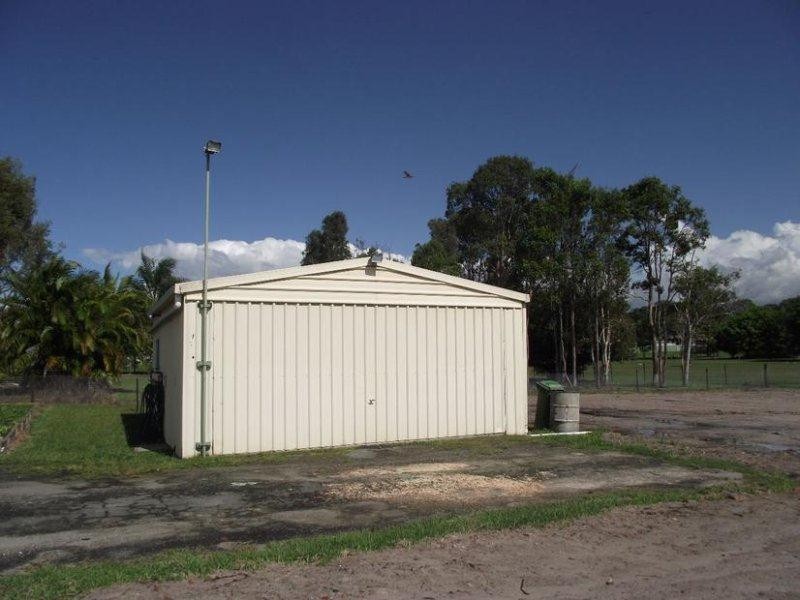 21 Pharlap Court, Ningi QLD 4511